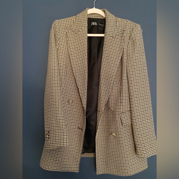 Zara Jackets & Blazers - Zara Double Breasted Houndstooth Blazer
